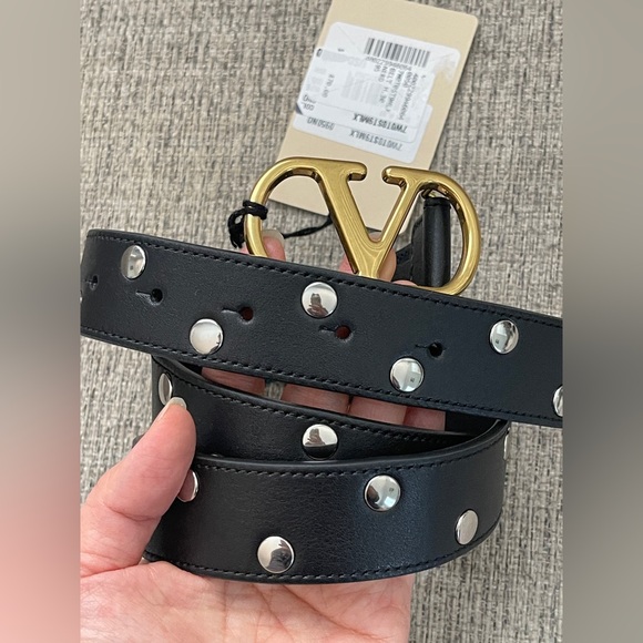 Valentino Black Belt with Gold Buckle size 95/38 - Picture 3 of 7